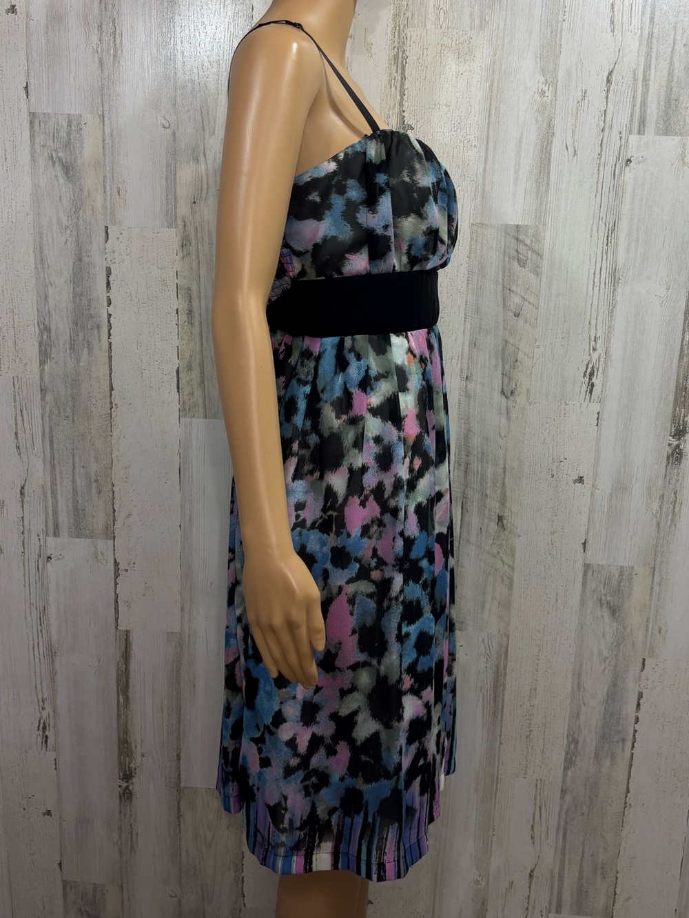 Dressbarn Sleeveless Watercolor Smocked Back Midi Dress - Picture 7 of 10